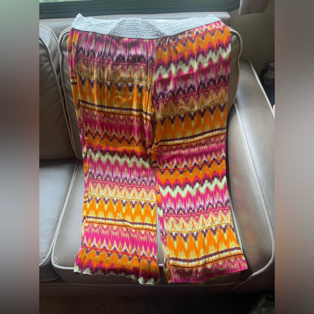 Women’s size 18/20 wide leg pants, Riley & James